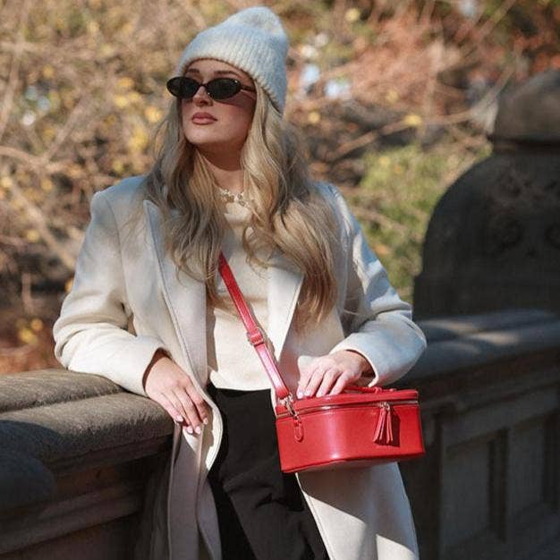 Hudson + Bleecker Crimson Jetsetter Train Case